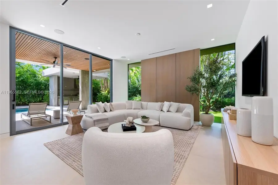 215 S Shore Drive, Miami, FL 33133 - #2