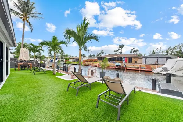1469 NW 10th Street, Dania Beach, FL 33004