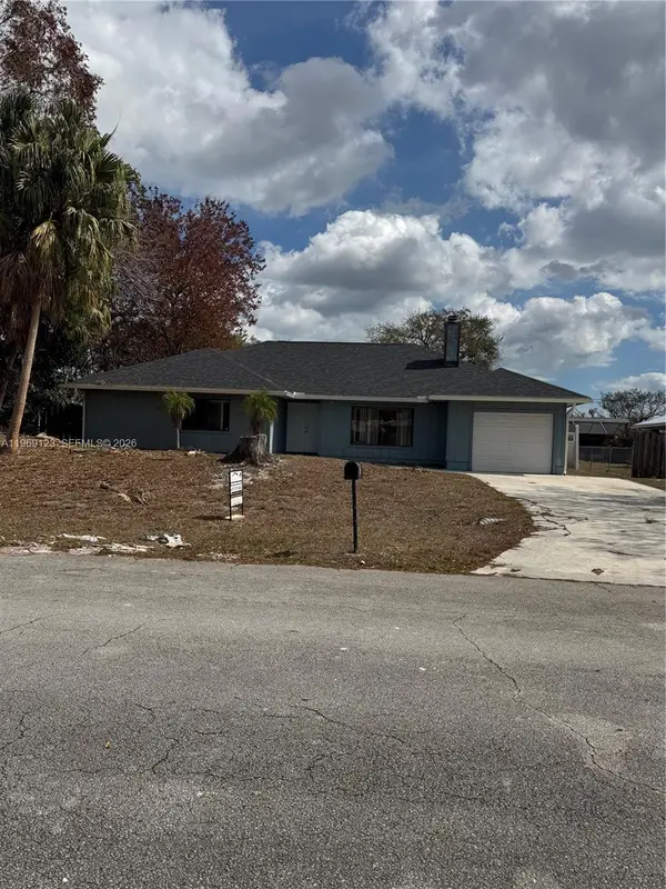 1573 SE Clearbrook Street, Port St Lucie, FL 34983