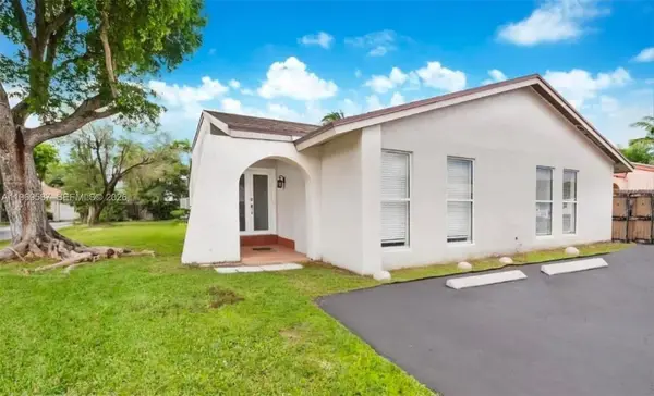 11417 SW 35 Lane, Miami, FL 33165