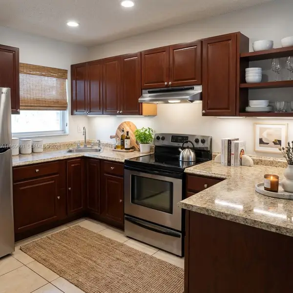3071 E Sunrise Lakes Drive #306, Sunrise, FL 33322