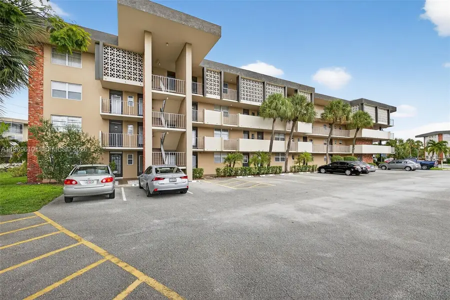 3051 NW 46th Avenue #405, Lauderdale Lakes, FL 33313 - #2