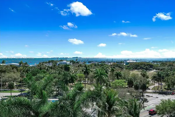 3400 SW 27th Avenue #602, Miami, FL 33133