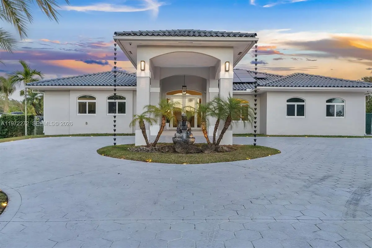 135 SW 125th Avenue, Miami, FL 33184 - #1