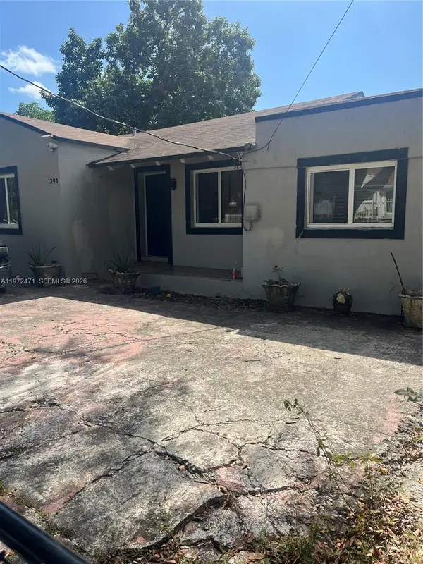 Address Withheld By Seller, Miami, FL 33142