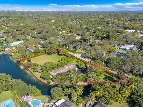 12950 SW 67th Avenue, Pinecrest, FL 33156
