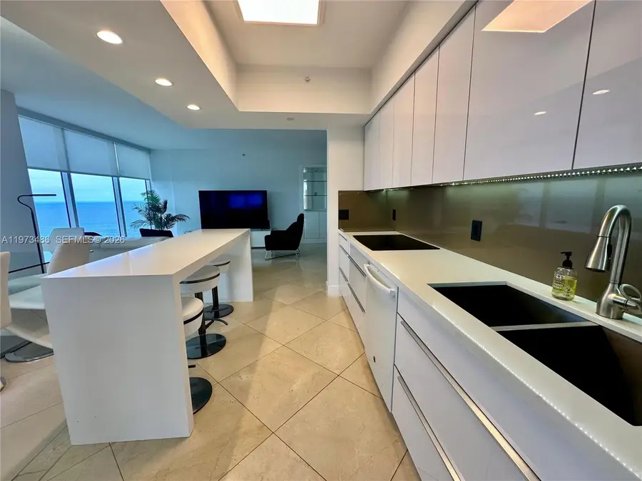 4775 Collins Avenue #2407, Miami Beach, FL 33140 - #2
