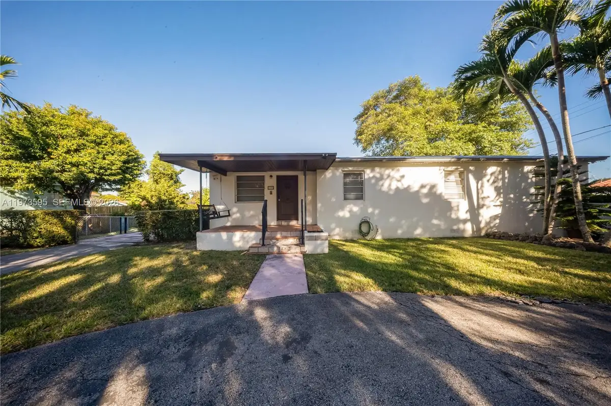 2725 SW 82nd Avenue, Miami, FL 33155 - #1