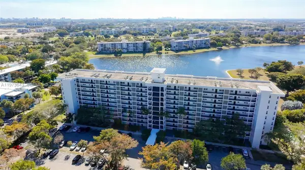 2900 N Course Drive #804, Pompano Beach, FL 33069