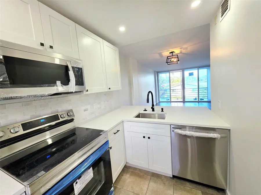 108 Royal Park Drive #2H, Oakland Park, FL 33309 - #2
