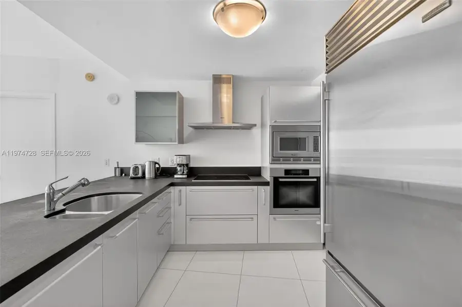 18201 Collins Avenue #2008, Sunny Isles Beach, FL 33160 - #3