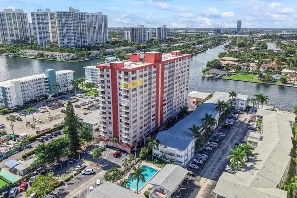 3161 S Ocean Drive #1405, Hallandale Beach, FL 33009