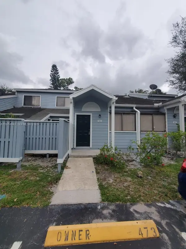 Address Withheld By Seller, North Lauderdale, FL 33068