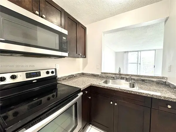 484 NW 165th St Road #A411, Miami, FL 33169