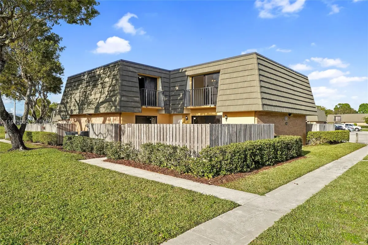 2206 22nd Way, West Palm Beach, FL 33407 - #1