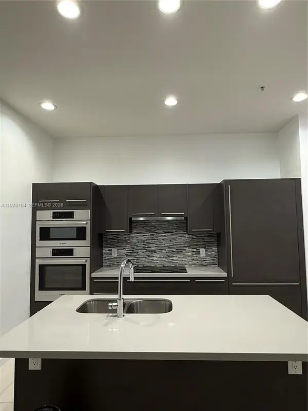 7661 NW 107th Avenue #813, Doral, FL 33178