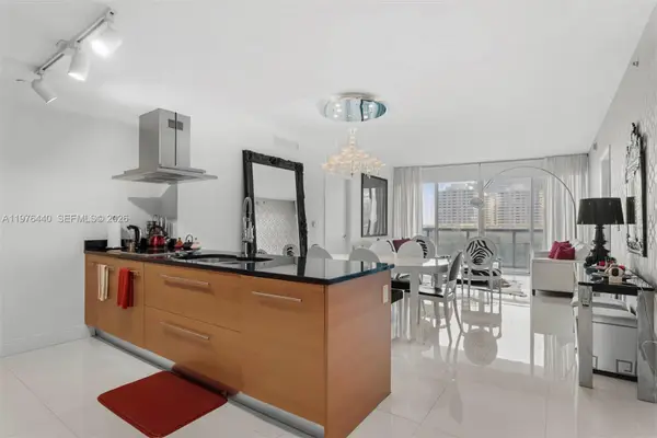 495 Brickell Avenue #805, Miami, FL 33131