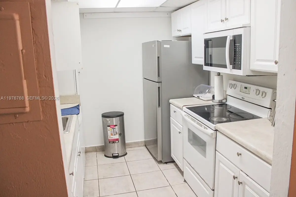 10818 N Kendall Drive #R25, Miami, FL 33176 - #1