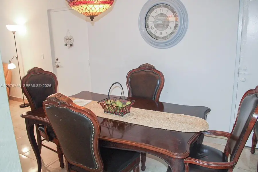 10818 N Kendall Drive #R25, Miami, FL 33176 - #2
