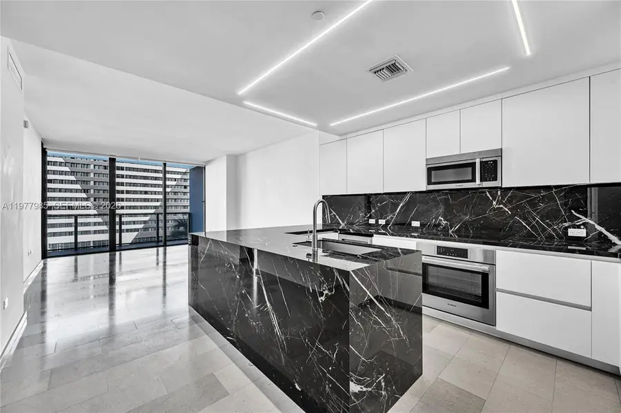 88 SW 7th Street #806, Miami, FL 33130 - #2