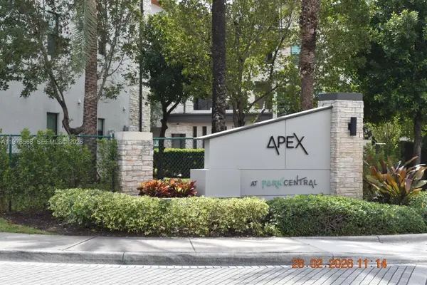 7855 NW 104th Avenue #24, Doral, FL 33178