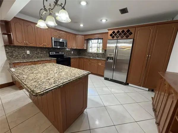 19750 Cypress Court, Hialeah, FL 33015