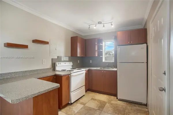 1020 SW 7th Street #9, Miami, FL 33130