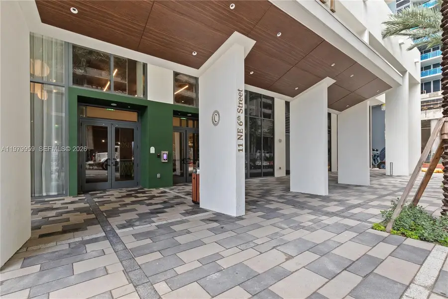 11 NE 6 Street #910, Miami, FL 33132 - #2