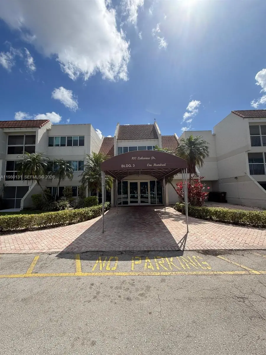 Address Withheld By Seller, Weston, FL 33326 - #1