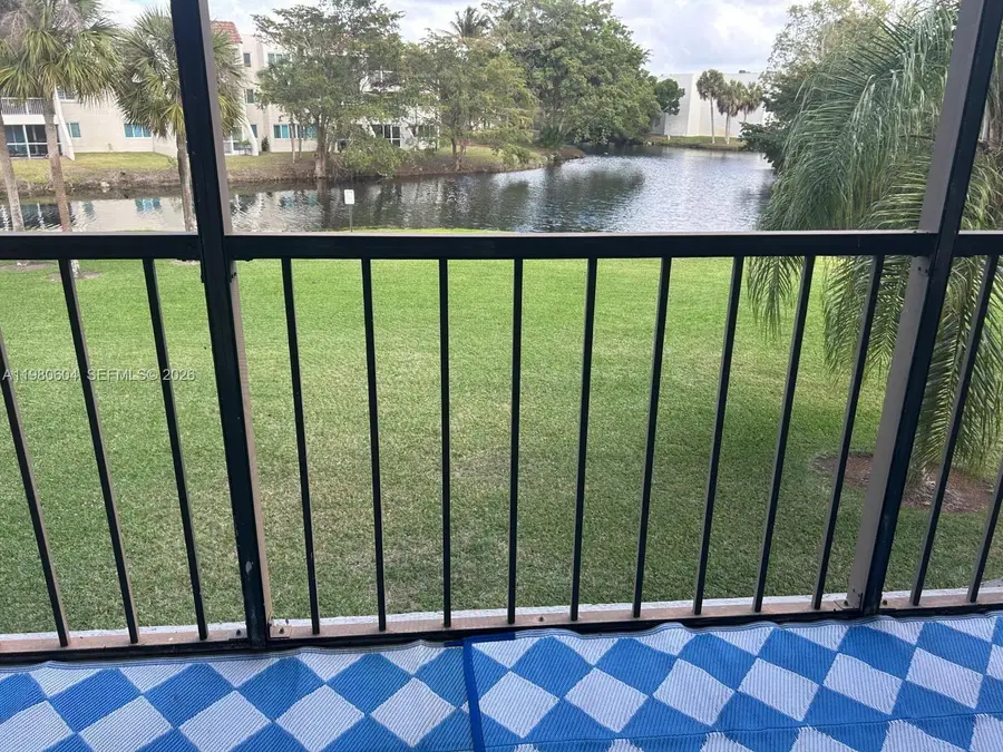 230 Lakeview Drive #209, Weston, FL 33326 - #3