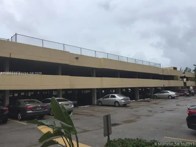 17890 W Dixie Highway #106, North Miami Beach, FL 33160 - #2