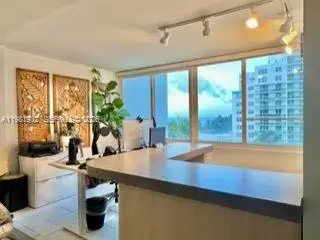 5005 Collins Avenue #518, Miami Beach, FL 33140