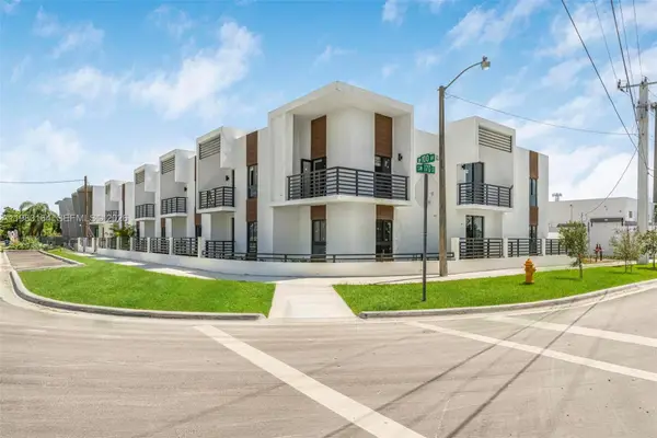 16955 SW 100th Avenue, Miami, FL 33157