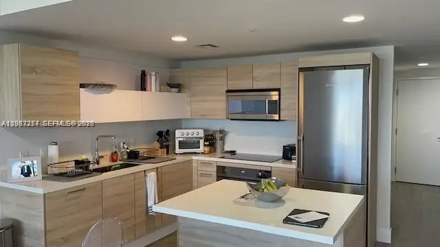 16385 Biscayne Boulevard #2702, North Miami Beach, FL 33160 - #3