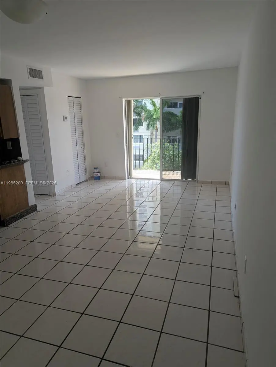 1051 SW 1st Street #411, Miami, FL 33130 - #1