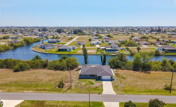 2908 NW 9th Terrace, Cape Coral, FL 33993