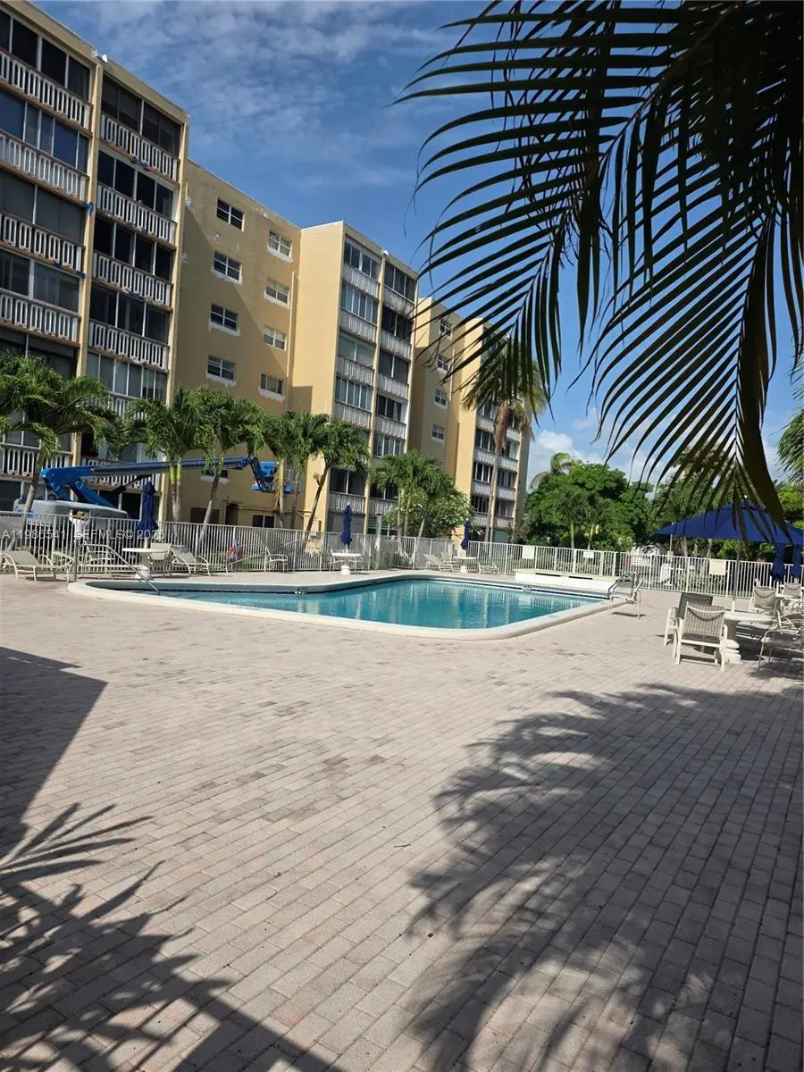 620 NE 12th Avenue #101, Hallandale Beach, FL 33009 - #2