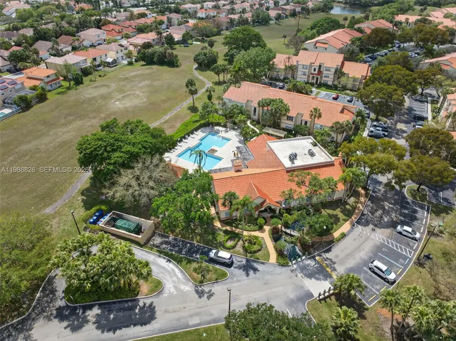 3400 N Pinewalk Drive #N 923, Margate, FL 33063 - #2