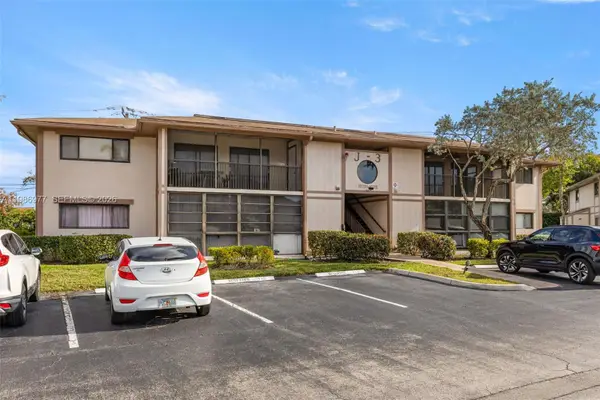 10709 W Clairmont Circle #111, Tamarac, FL 33321