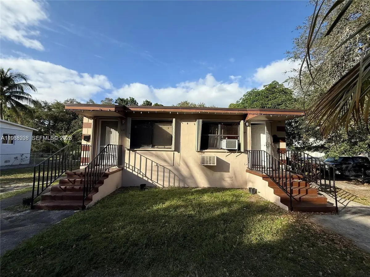 551-553 NE 133rd Street, North Miami, FL 33161 - #1