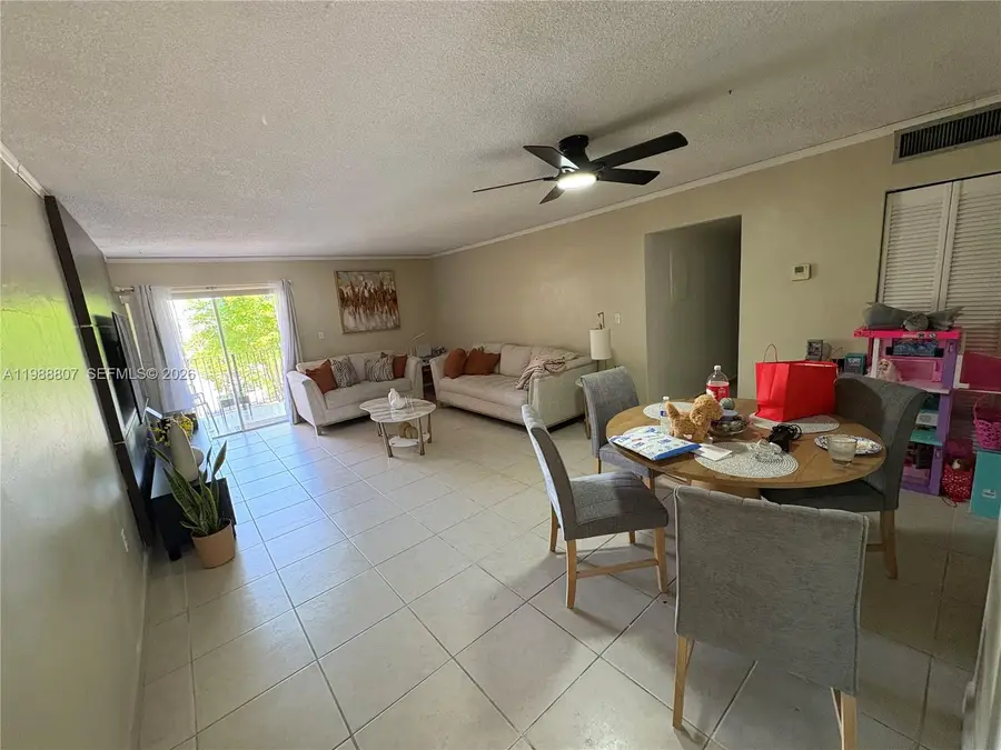 1950 W 56th Street #2309D, Hialeah, FL 33012 - #3
