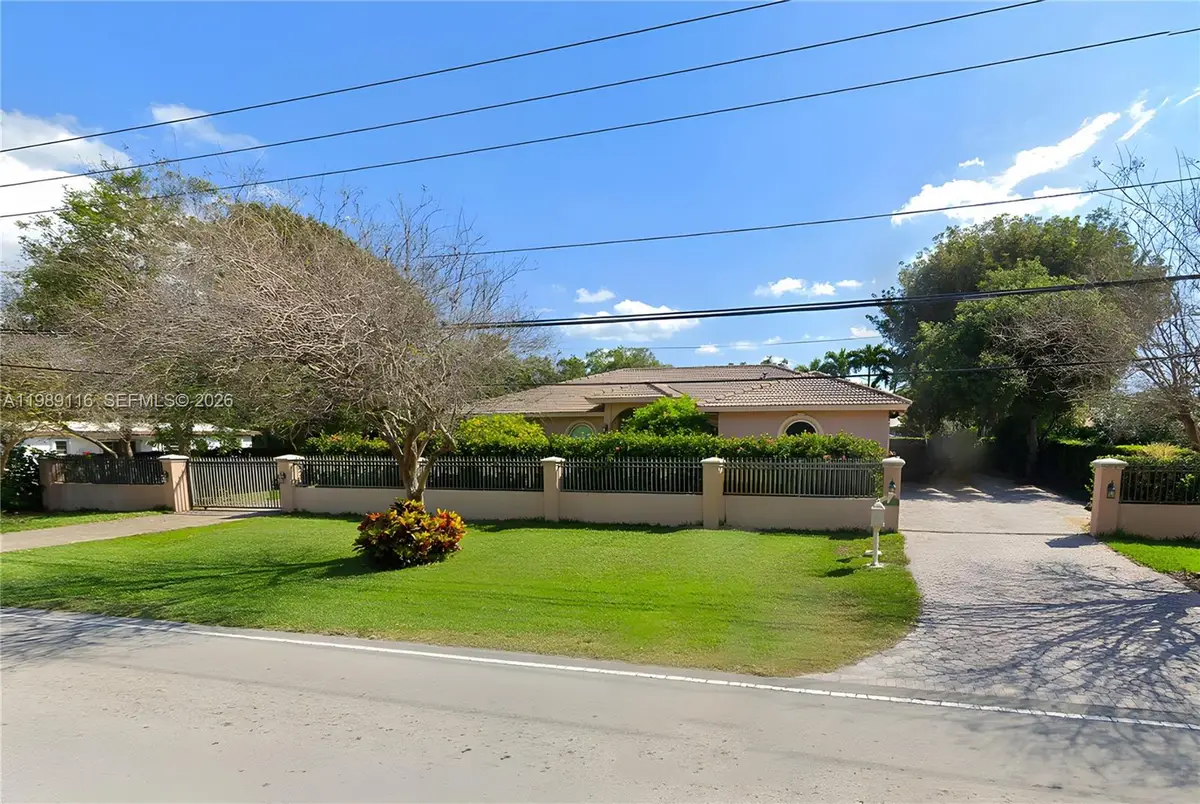 10621 SW 77th Avenue, Pinecrest, FL 33156 - #1