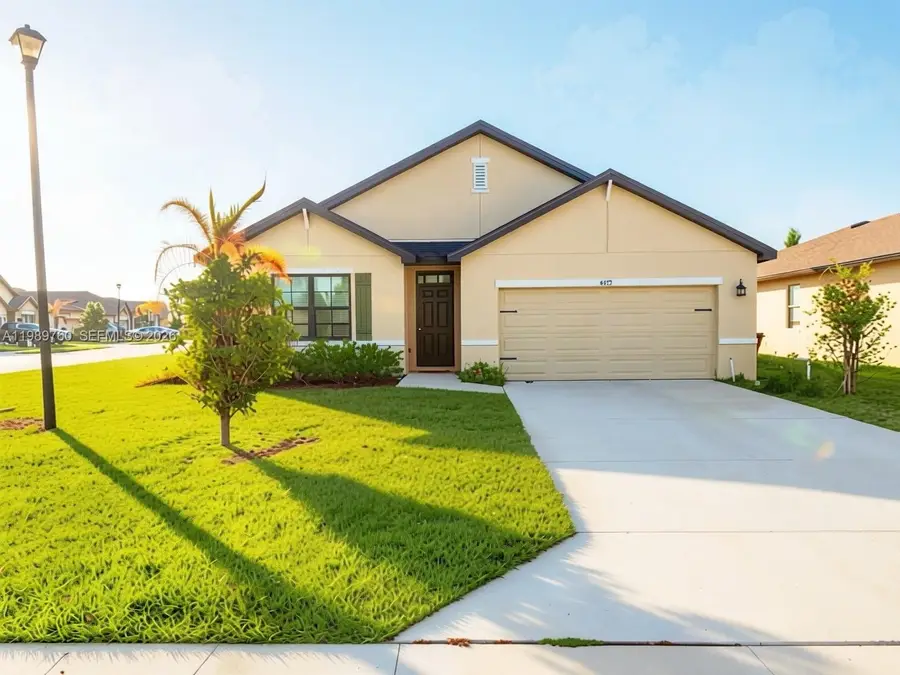 6479 NW Castlebrook Avenue, Port Saint Lucie, FL 34983 - #2