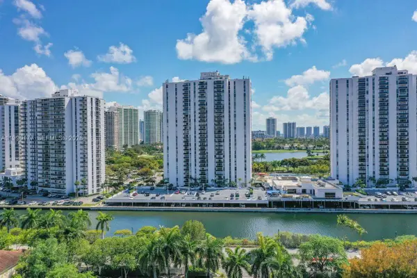 3675 N Country Club Drive #401, Aventura, FL 33180