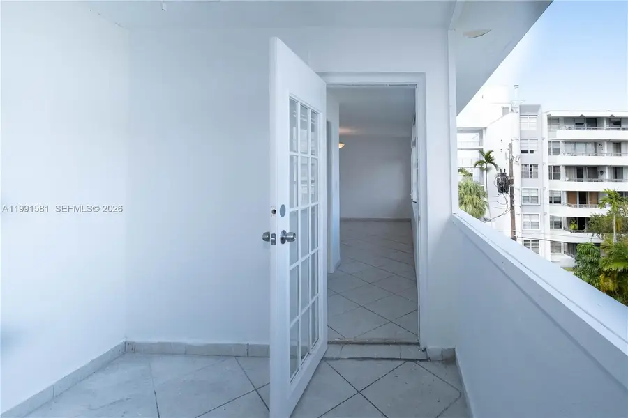 1075 93rd Street #403, Bay Harbor Islands, FL 33154 - #3