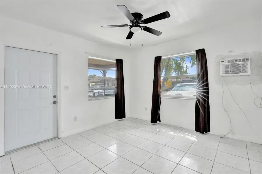 724 NW 6th Street, Hallandale Beach, FL 33009 - #3