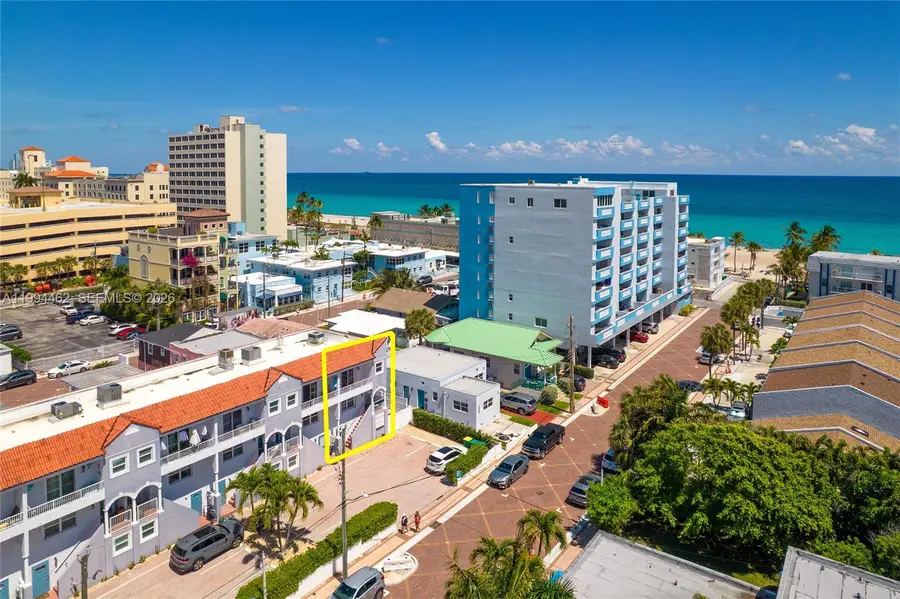 335 Virginia Street, Hollywood, FL 33019 - #2