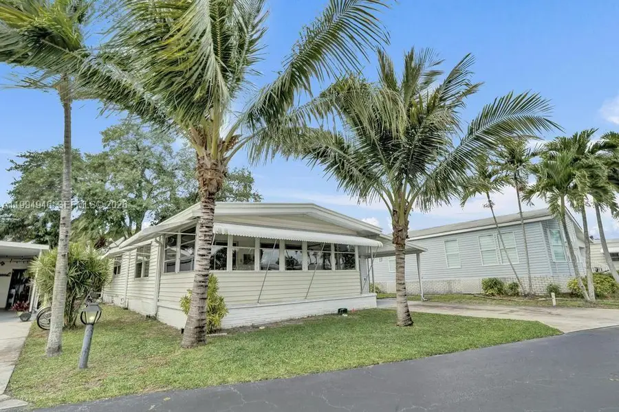 3495 Tee Terrace, Pompano Beach, FL 33069 - #2