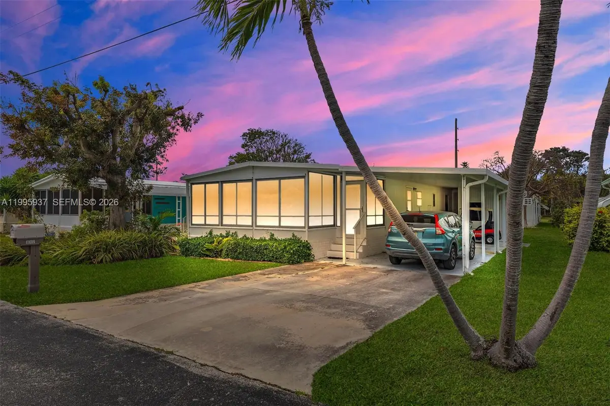 812 S Silver Circle, Key Largo, FL 33037 - #1