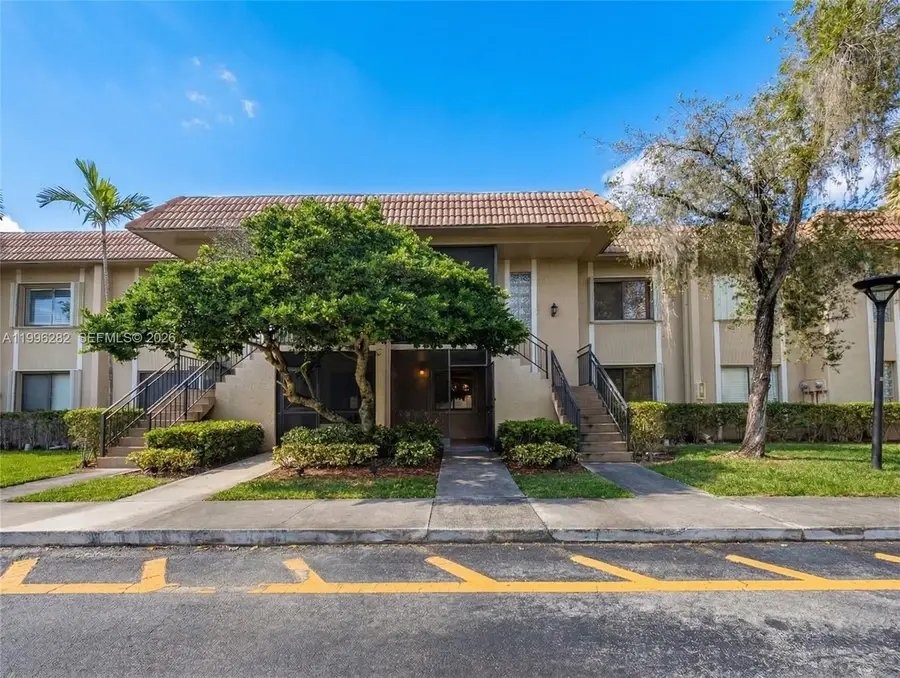 310 Lakeview Drive #105, Weston, FL 33326 - #2